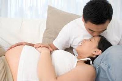 Vợ Có Thai Thì Quan Hệ Kiểu Gì? Có Xuất Tinh Vào Trong Được Không?